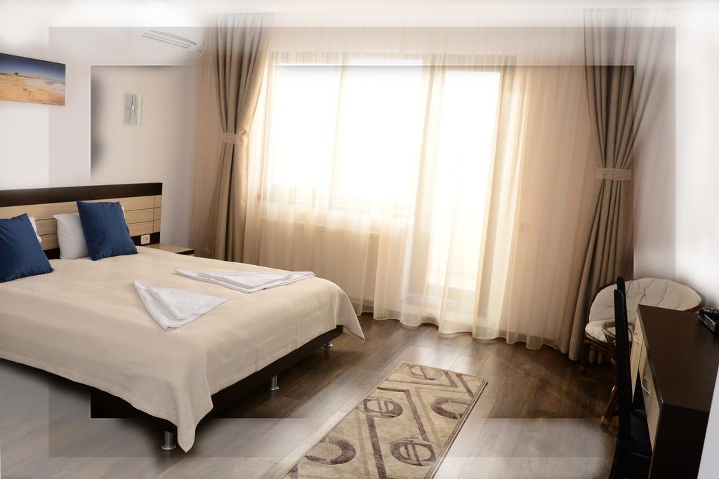 Indeep Club Hotell Cumpăna Eksteriør bilde