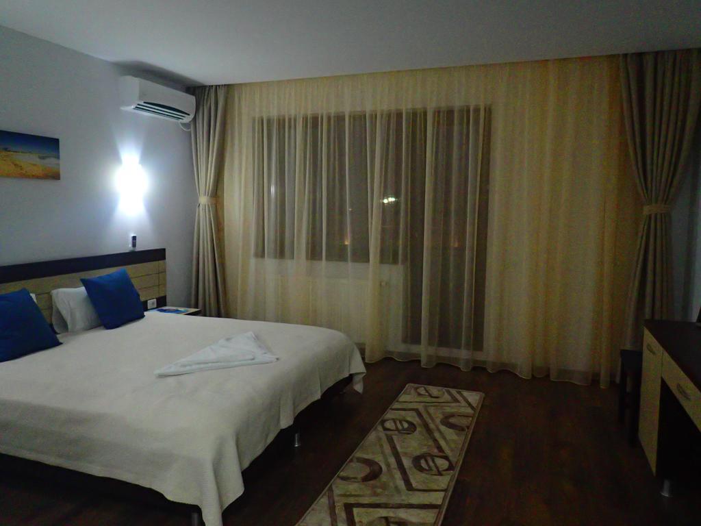 Indeep Club Hotell Cumpăna Eksteriør bilde